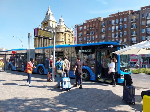 How to Get to and From Budapest Airport From City Center by Bus